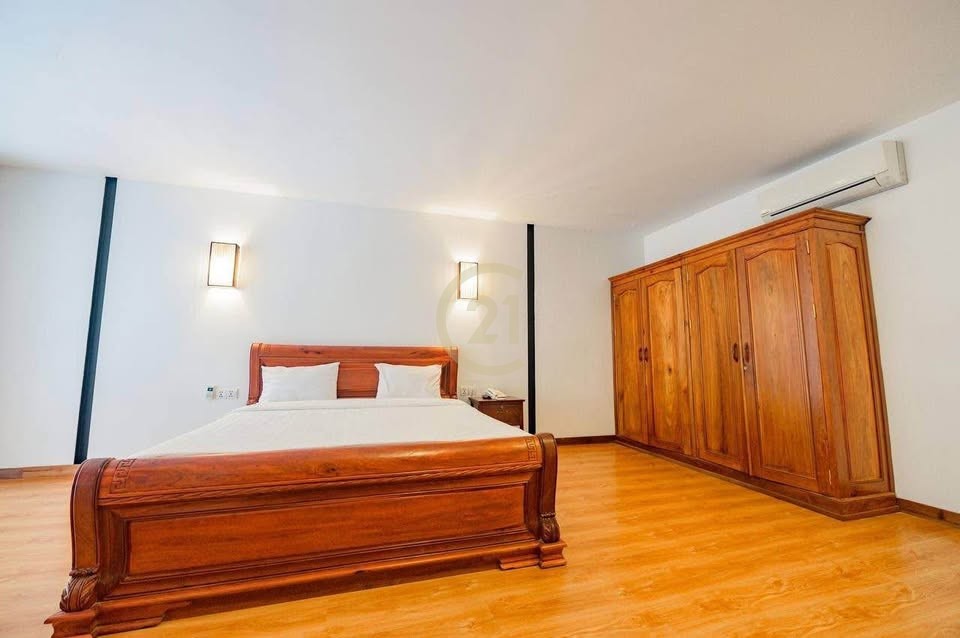 WESTERN LOFT STYLE FOR RENT