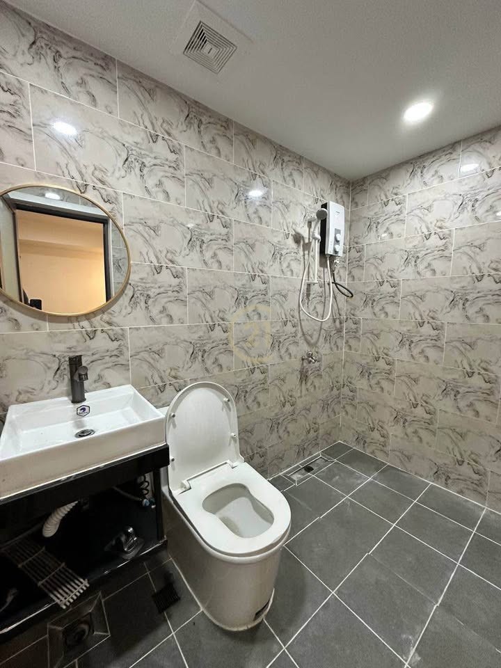 BRAND NEW ONE BEDROOM FOR RENT