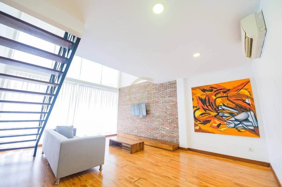 WESTERN LOFT STYLE FOR RENT