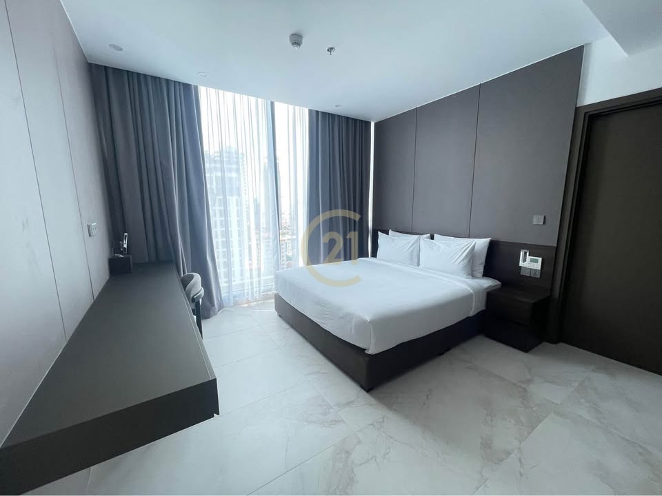 Luxury one bedroom For Rent At BKK1