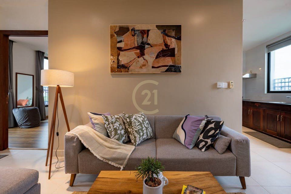 WESTERN THREE BEDROOM FOR RENT