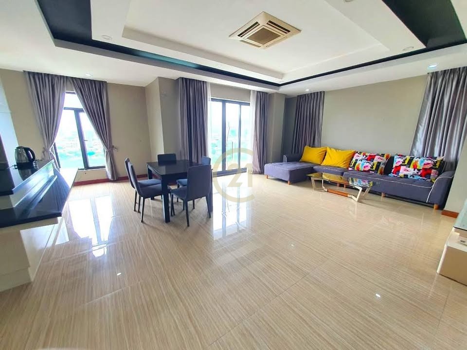 Penthouse Four Bedroom for rent at TTP