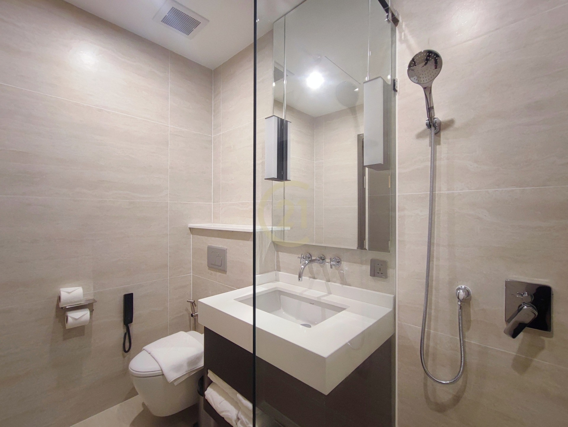 PREMIUM FOUR BEDROOM FOR RENT