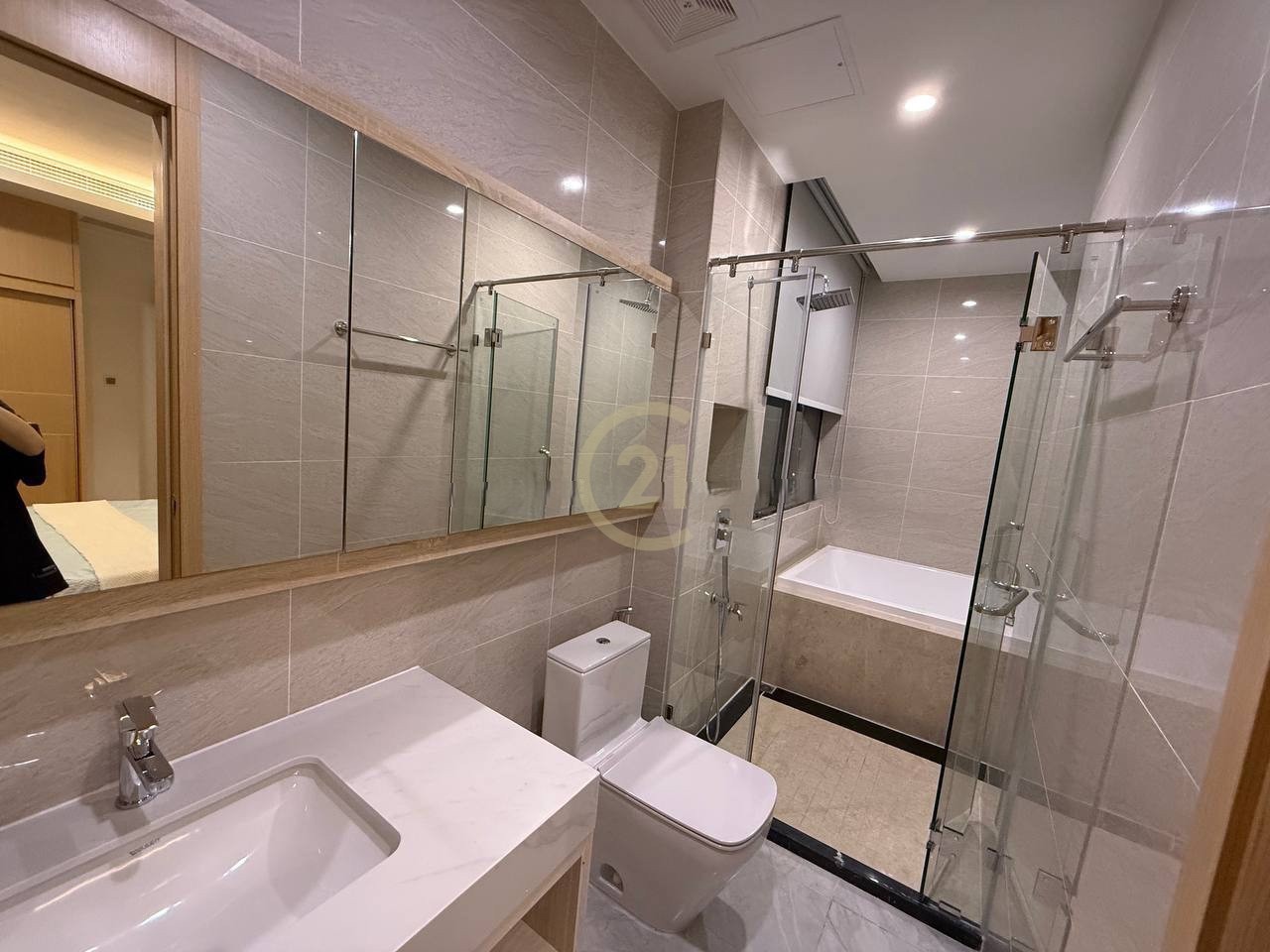 Luxury Two Bedroom For Rent At BKK1