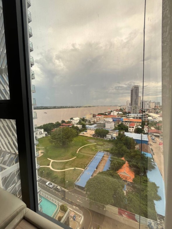 Loft 1 Bedroom For Rent at Chroy Chongva