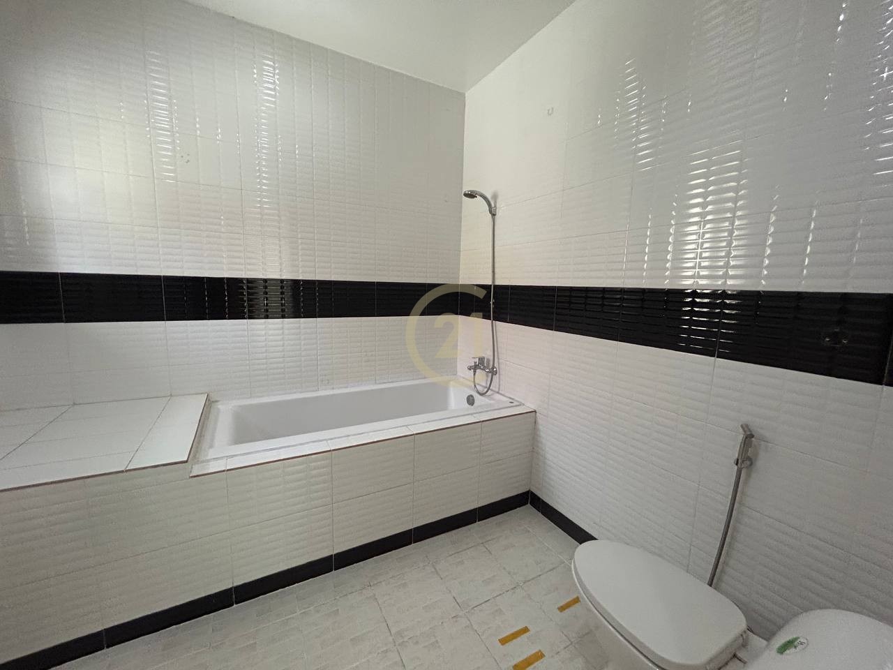 Luxury 6-Bedroom Villa for Rent in BKK1