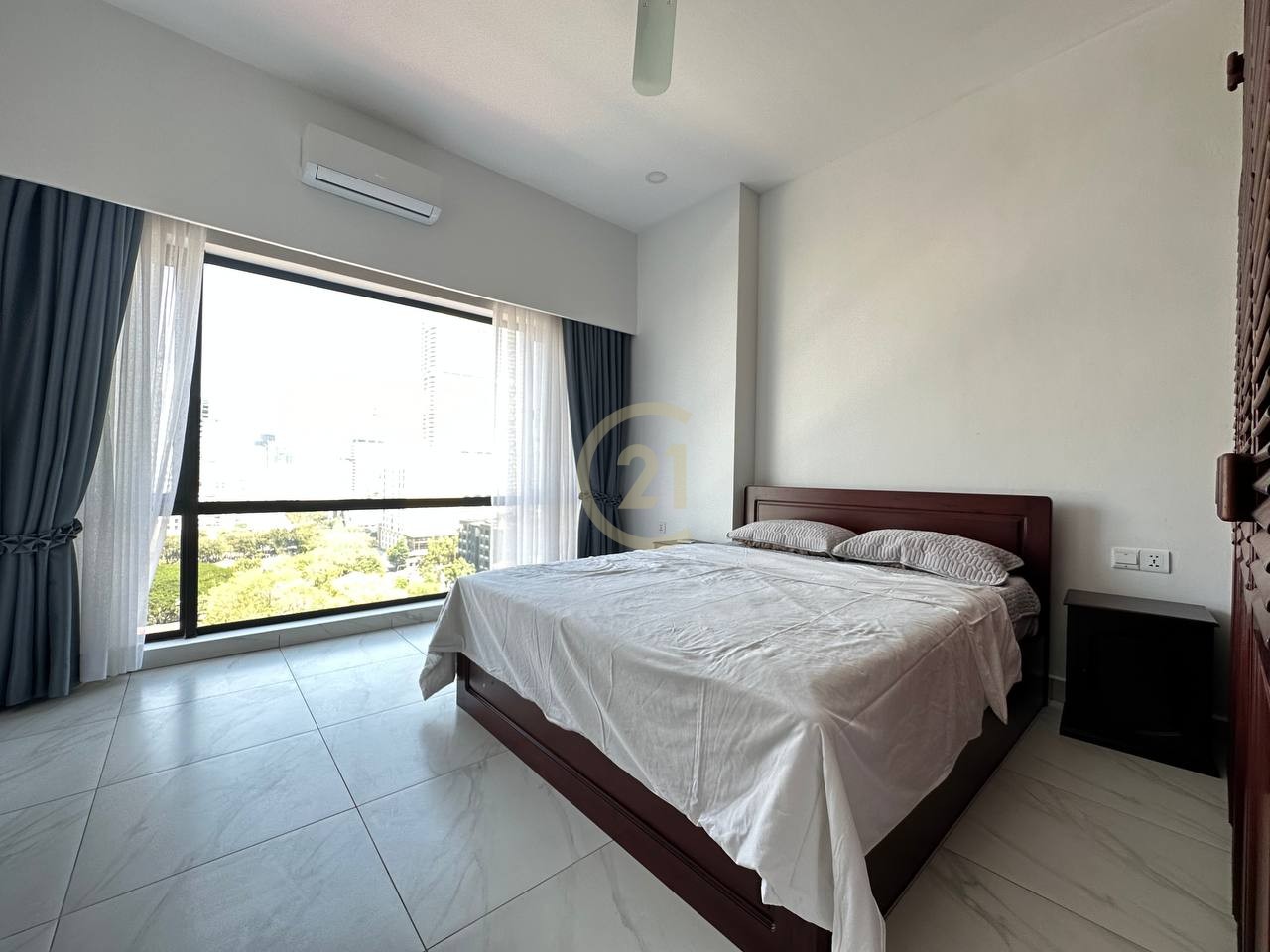 Brand New 1 Bedroom for Rent at BKK1