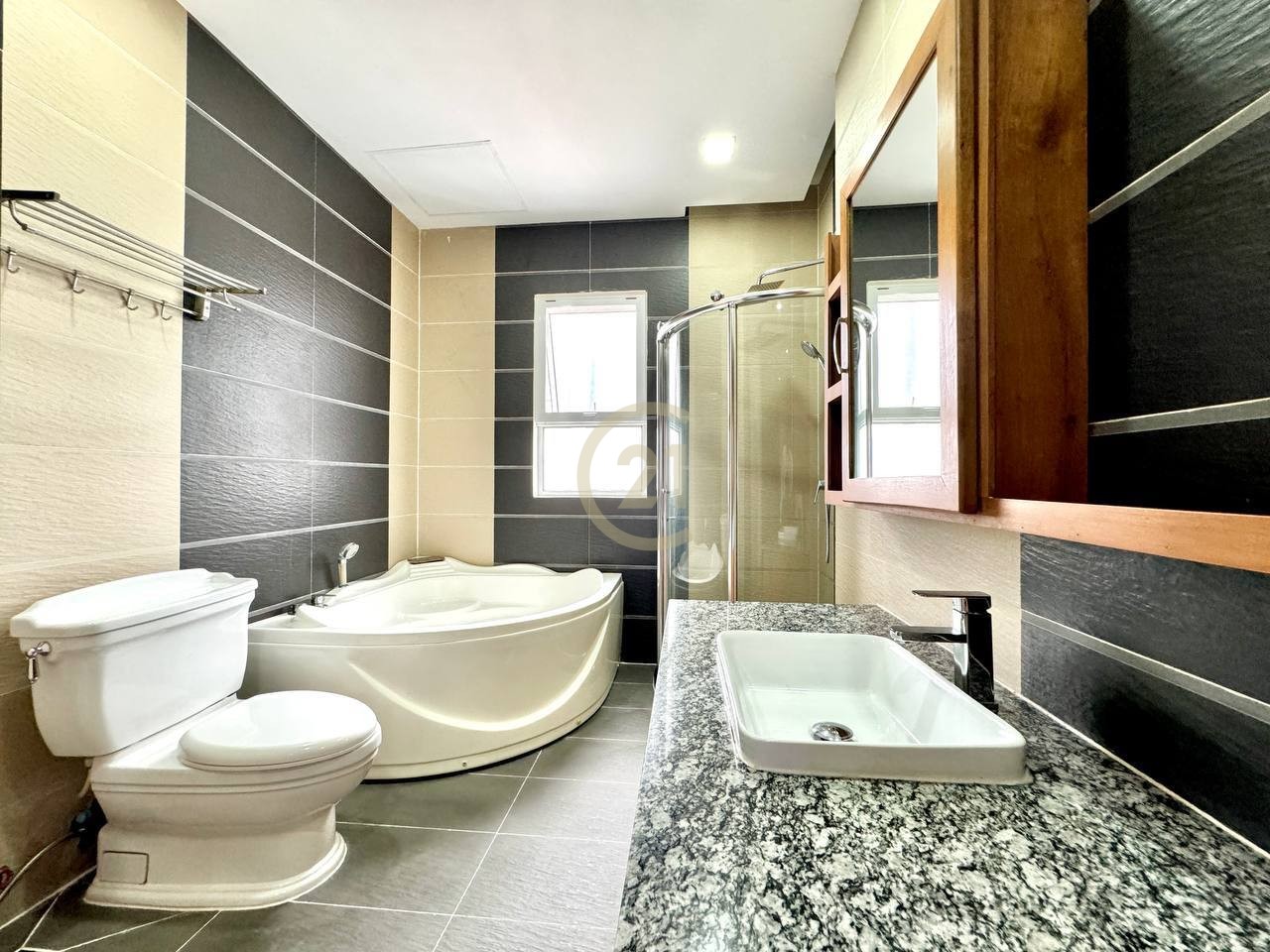 Beautiful 2-Bedroom Apartment in BKK1 – Move-In Ready!