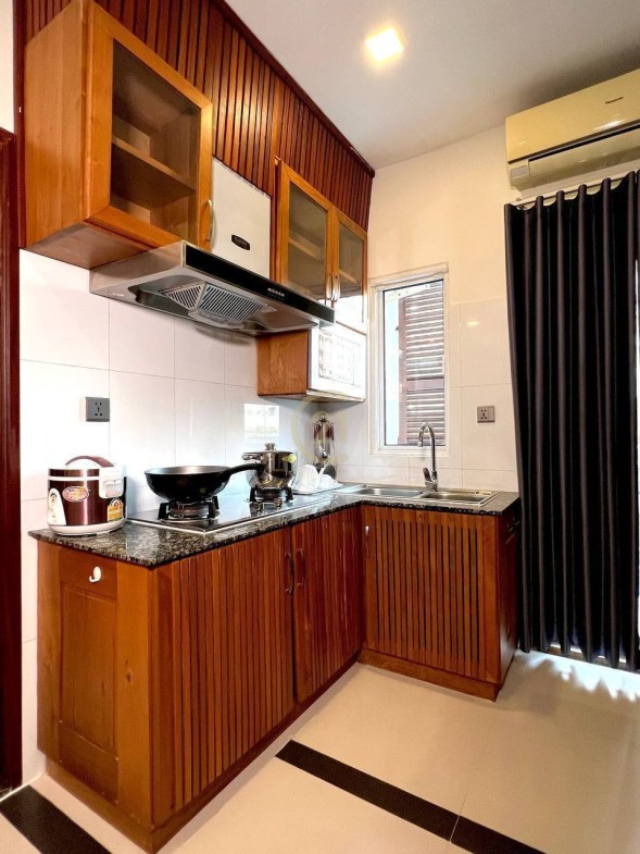 Prime BKK1 Apartment – Spacious 2-Bedroom For Rent