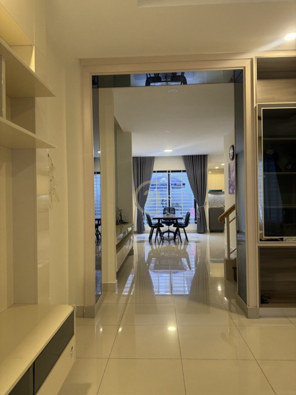 Fully Furnished 4-Bedroom Villa LA for Rent in PH Boeung Snoa