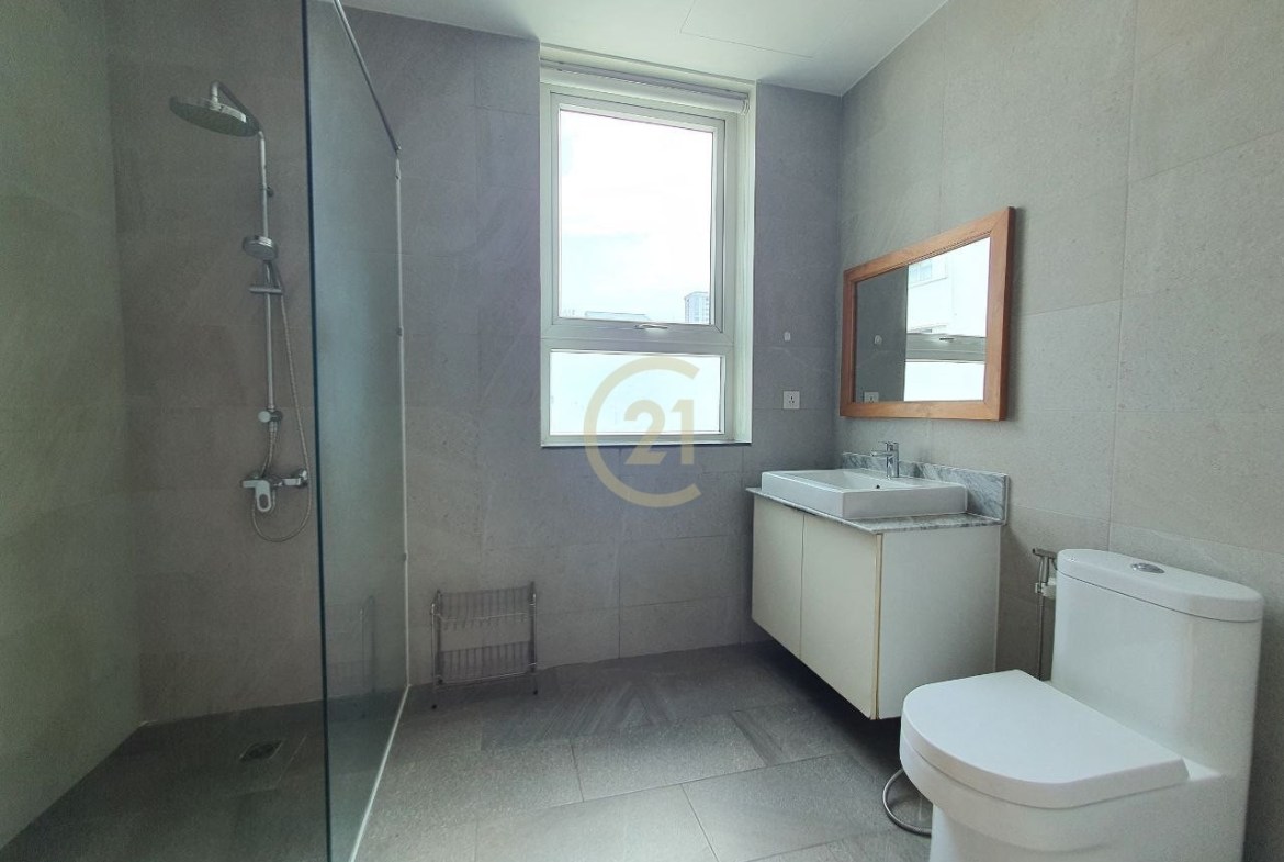 Elegant 1 Bedroom For Rent at Russina Market