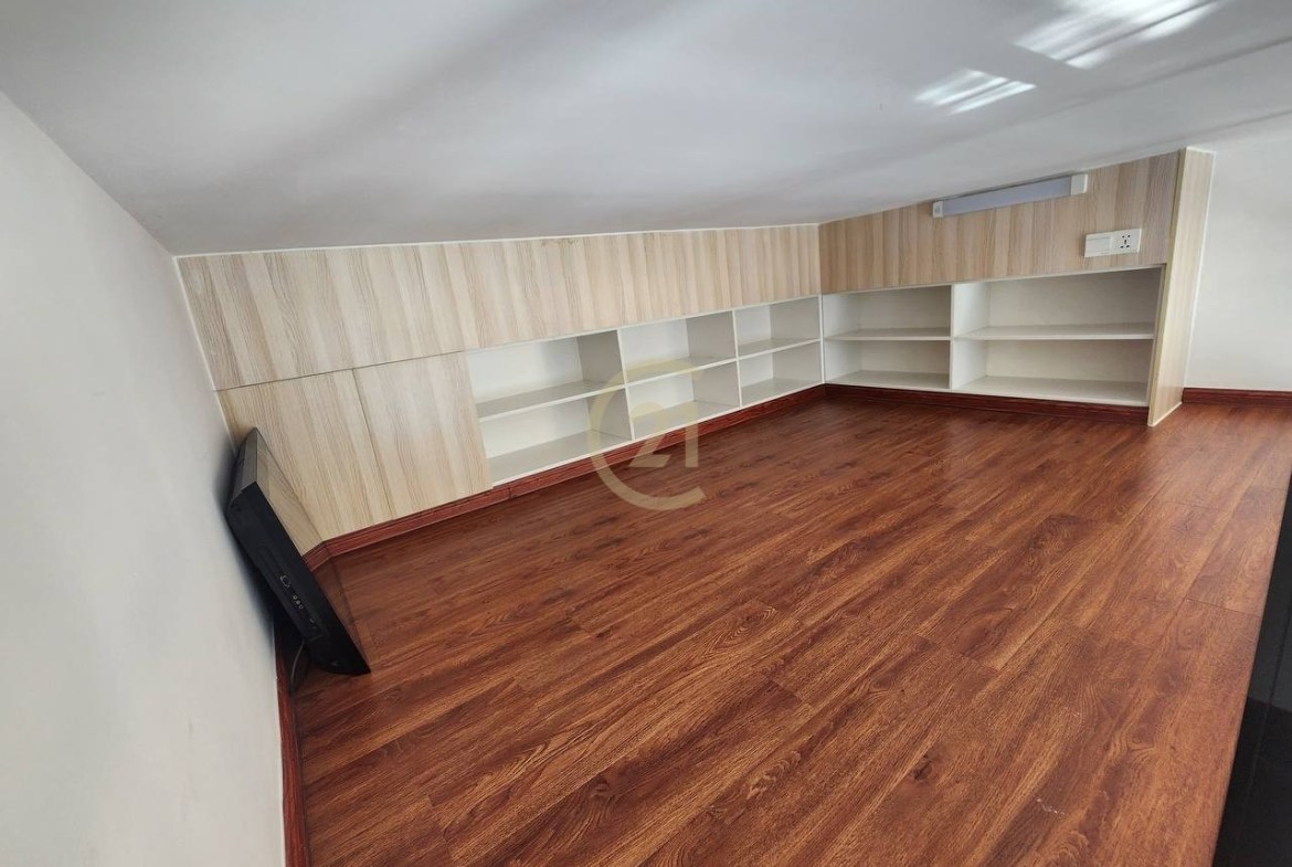 Luxury One Bedroom  For Rent  at TK