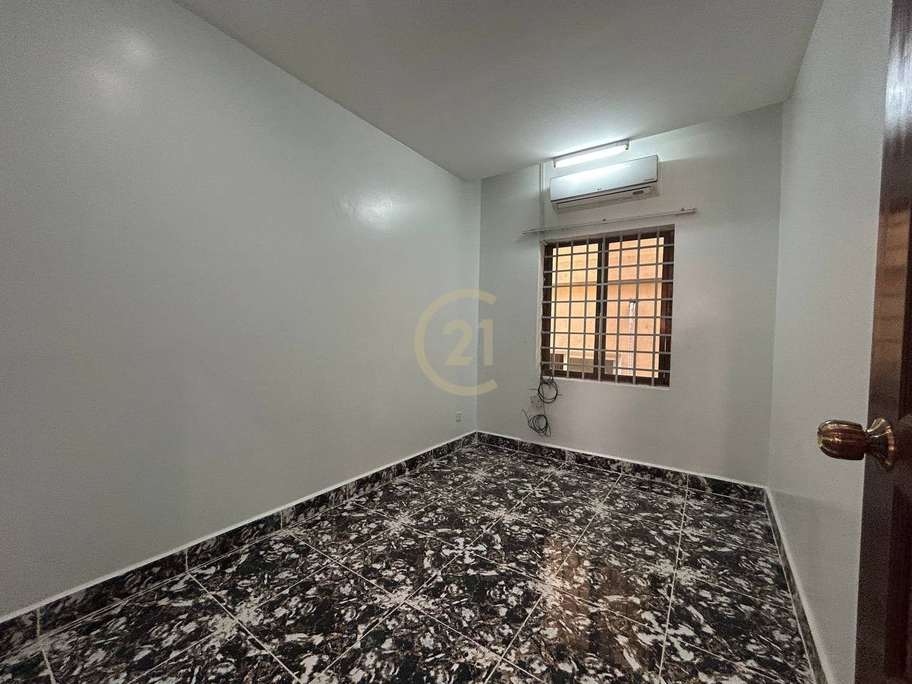 Luxury 6-Bedroom Villa for Rent in BKK1