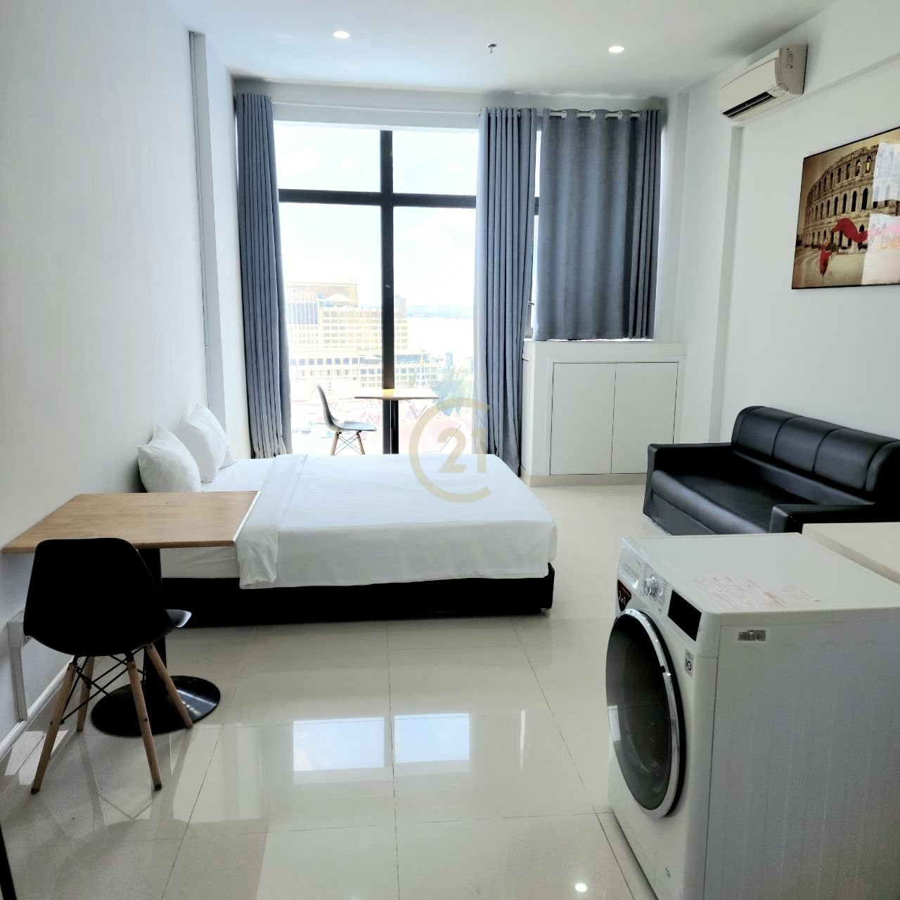 Condo for rent at The Bridge