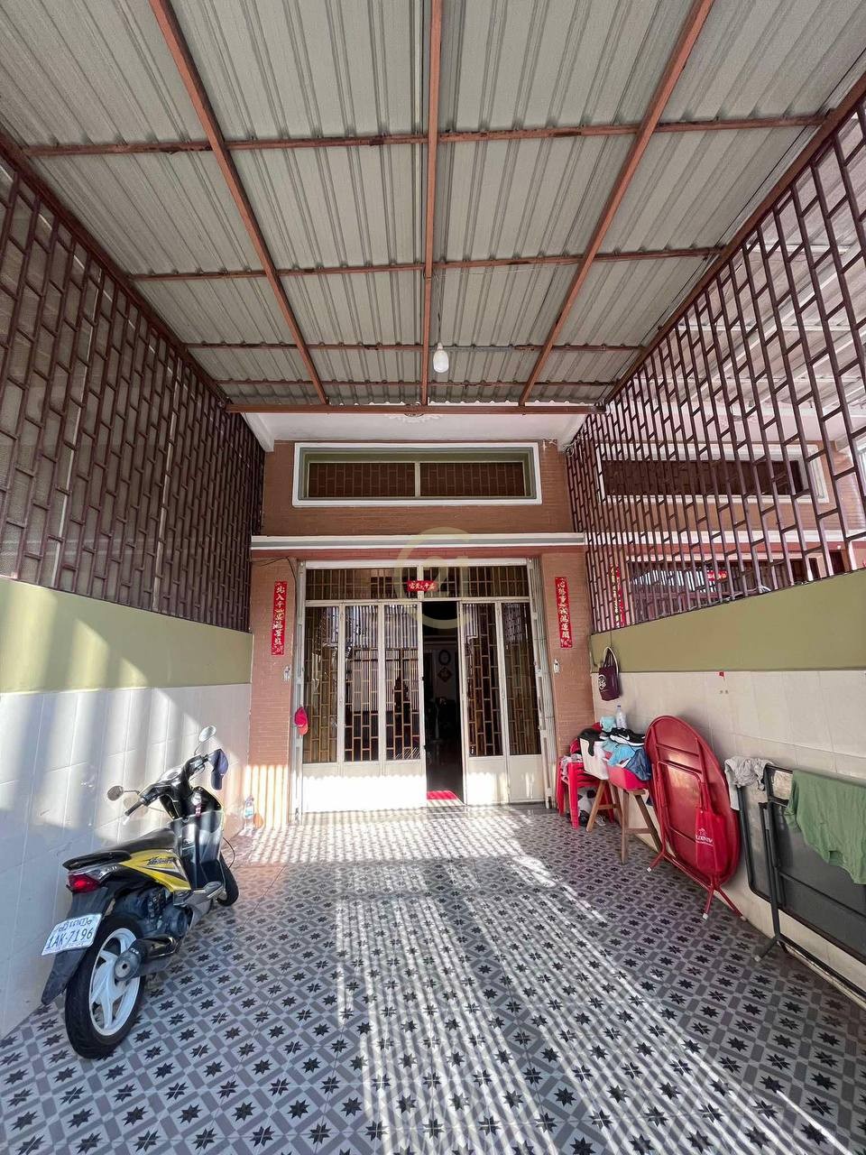Nice Flat House For SALE At  Beoug Tompon