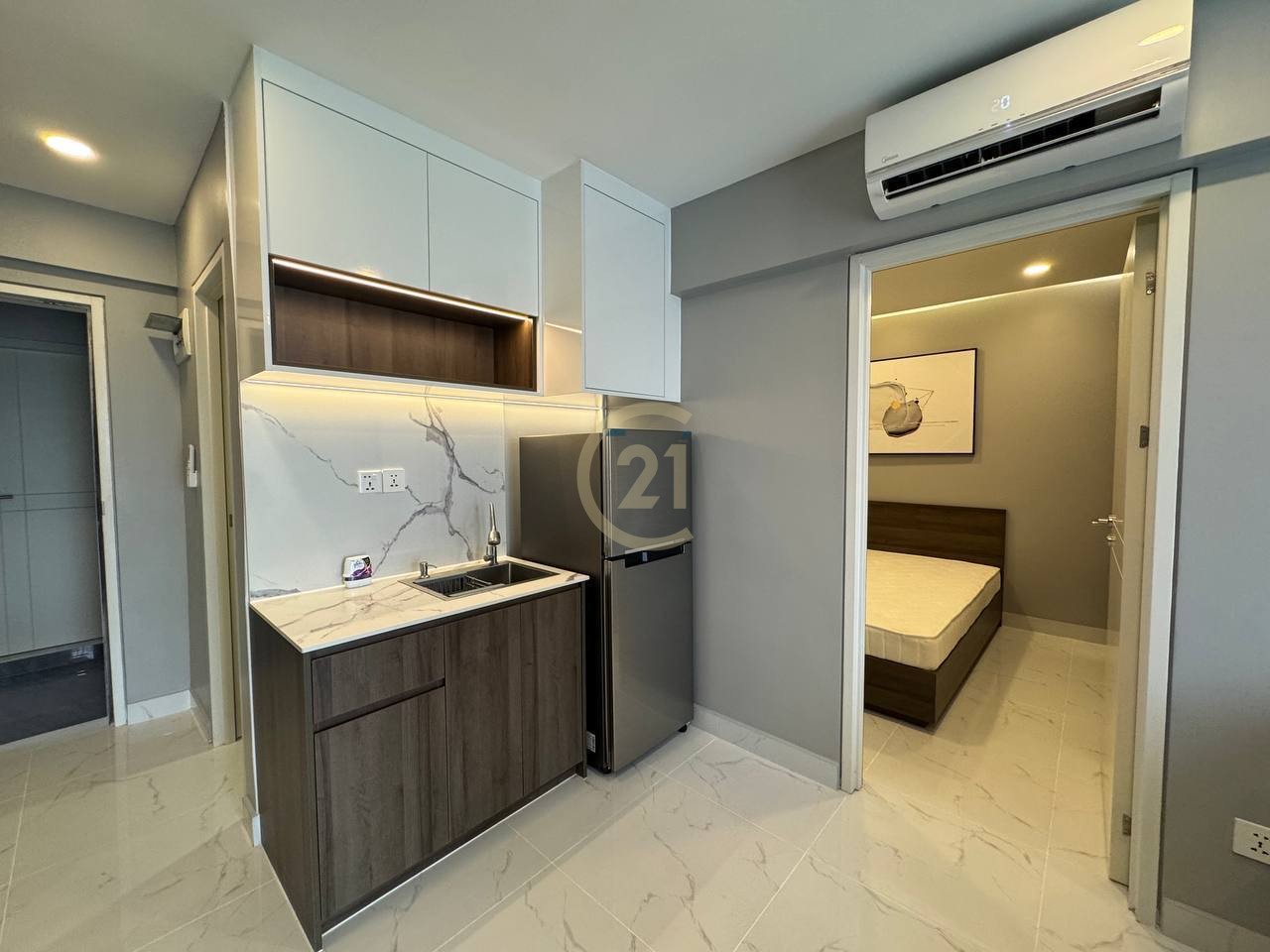 COZY ONE BEDROOM FOR RENT
