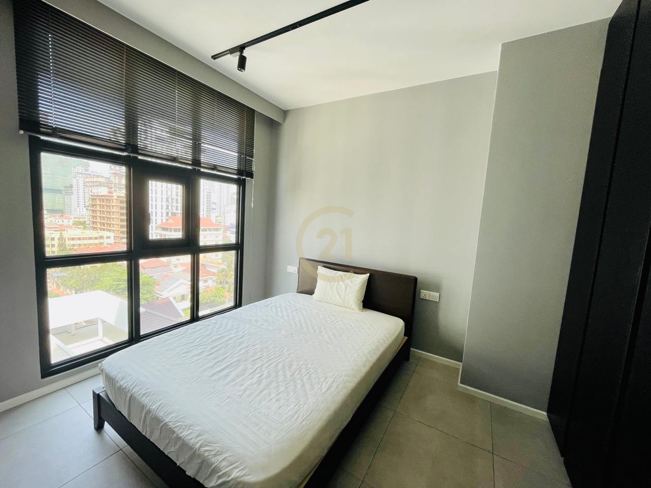 LUXURIOUS STUDIO ROOM FOR RENT