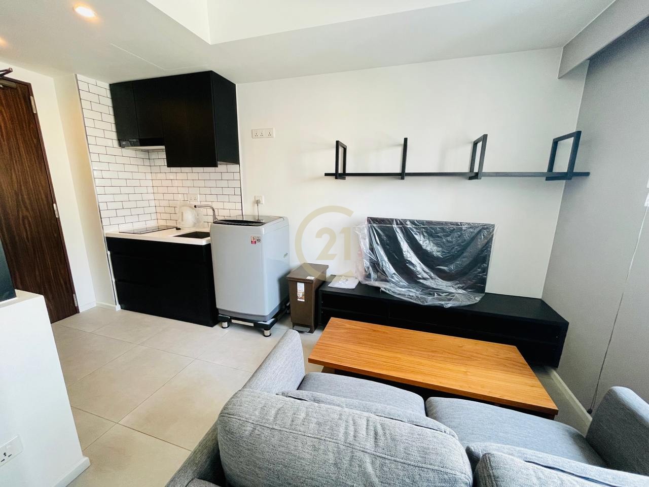LUXURIOUS STUDIO ROOM FOR RENT