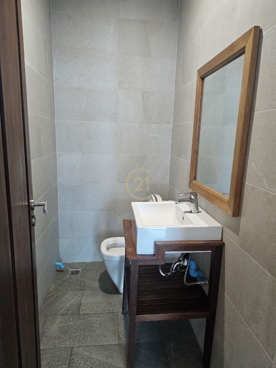 LUXURIOUS ONE BEDROOM FOR RENT