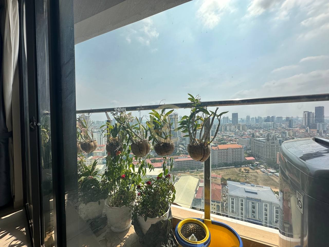 NICE THREE BEDROOM FOR RENT