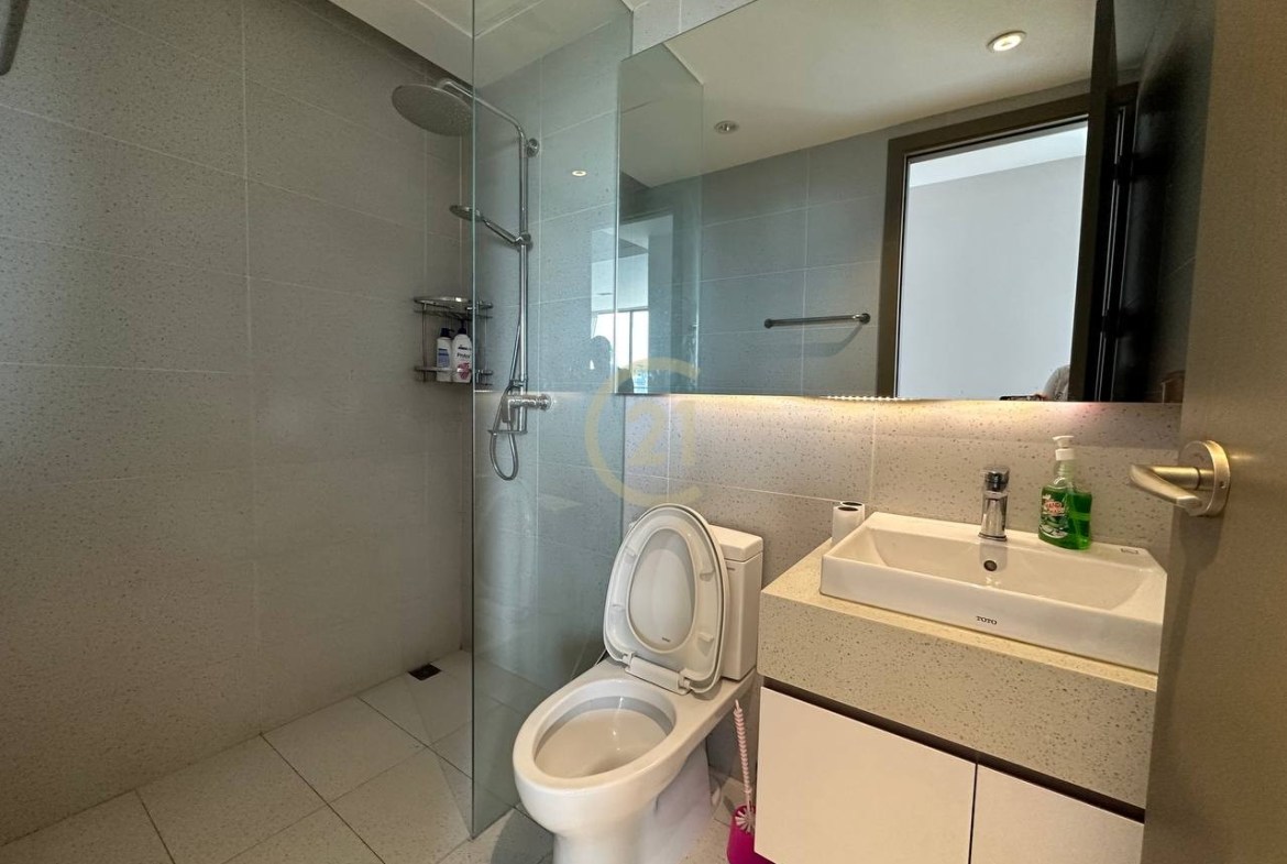 NICE THREE BEDROOM FOR RENT