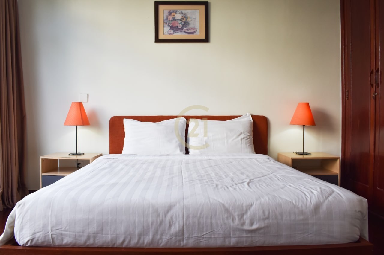 WESTERN TWO BEDROOM FOR RENT