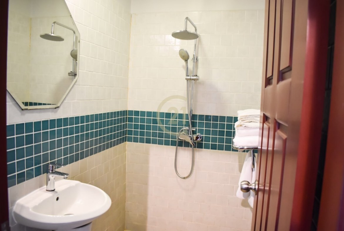 WESTERN TWO BEDROOM FOR RENT