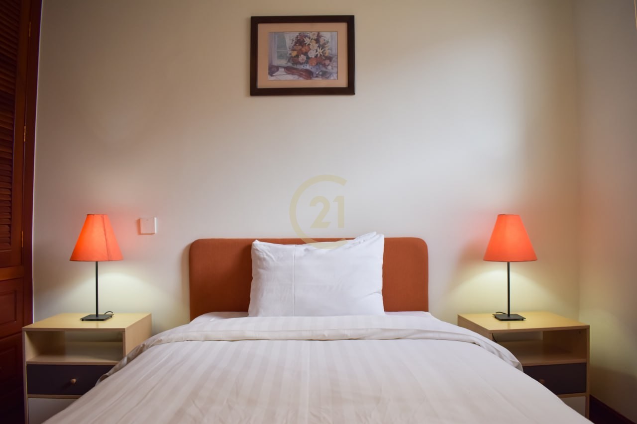 WESTERN TWO BEDROOM FOR RENT