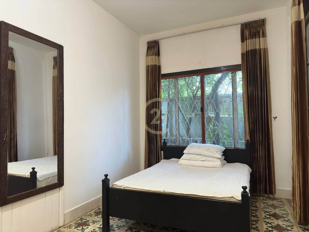 RENOVATE TWO BEDROOM FOR RENT