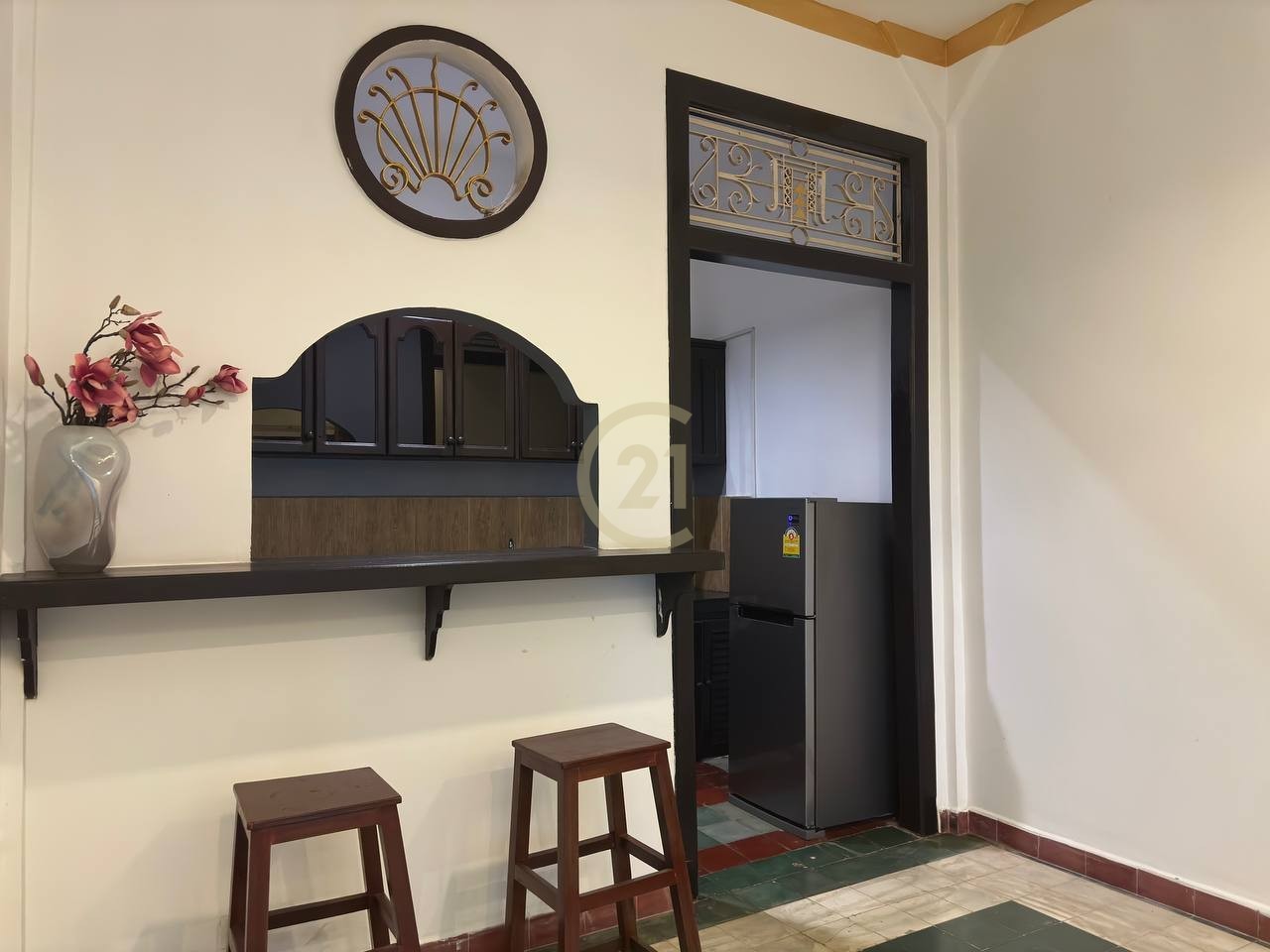 RENOVATE TWO BEDROOM FOR RENT