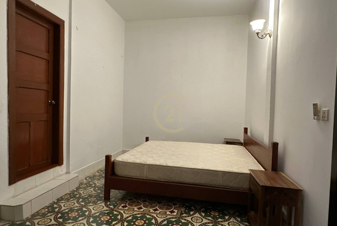 RENOVATE TWO BEDROOM FOR RENT