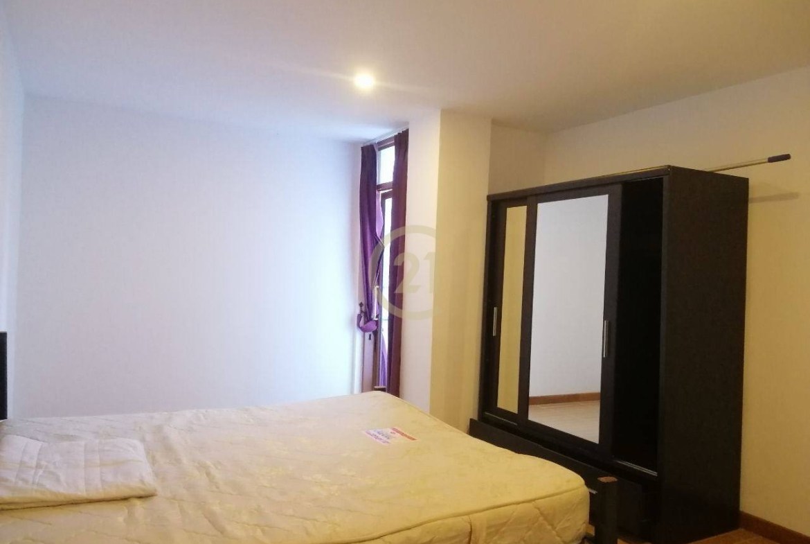Two Bedroom For Rent at Doun Penh