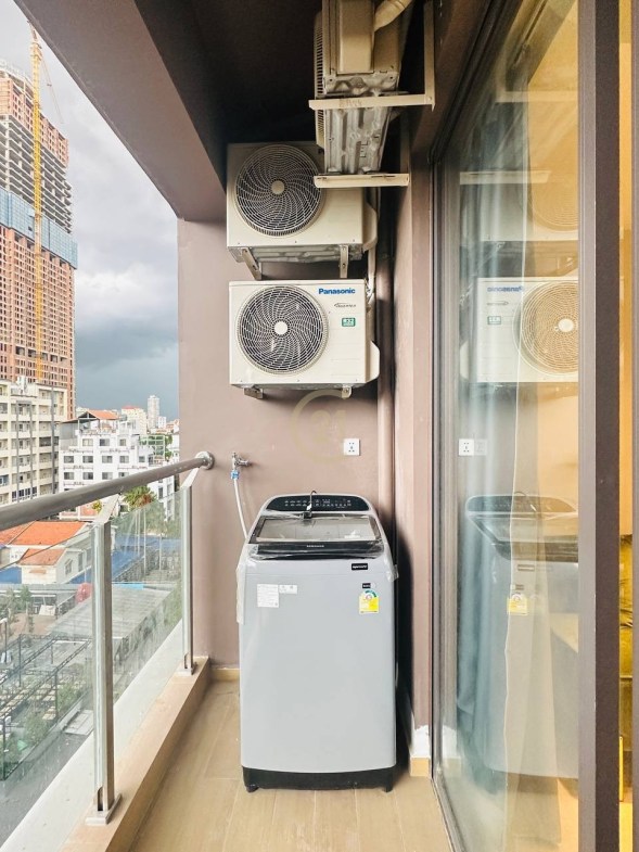 Condo 2 Bedroom for Rent at Toul Kork