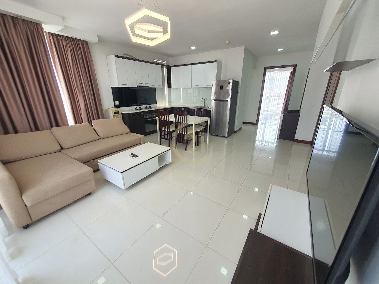 Specious 2 Bedroom for Rent at Tonle Bassac