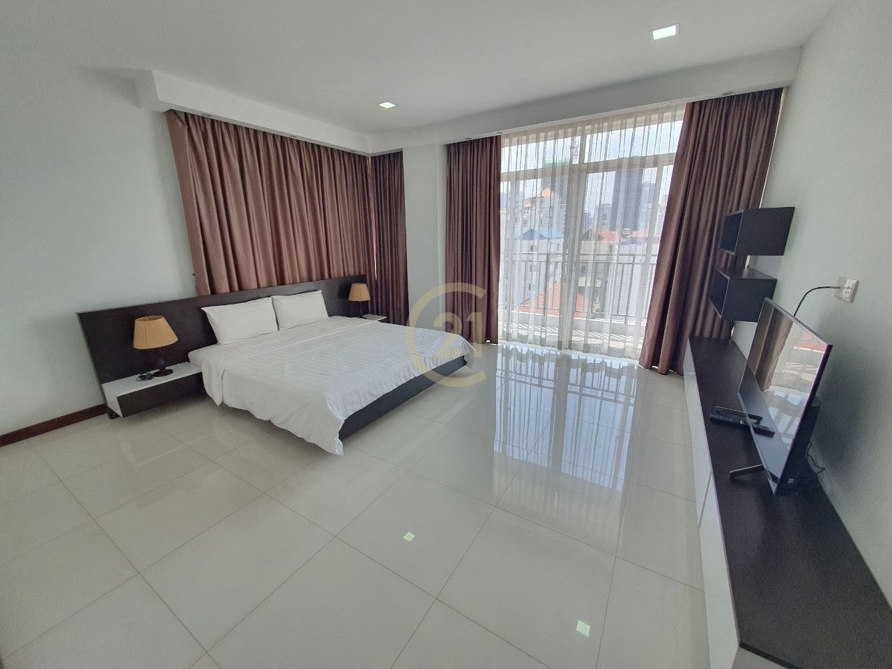 Specious 2 Bedroom for Rent at Tonle Bassac