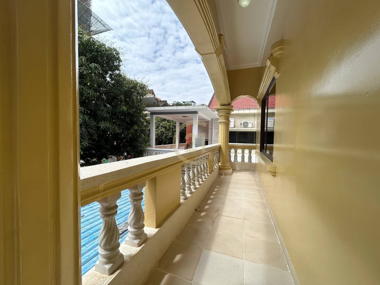 Luxury 6-Bedroom Villa for Rent in BKK1