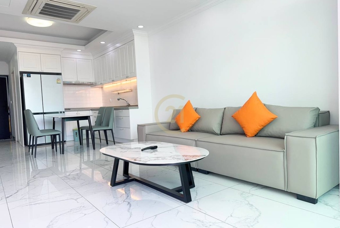 Luxury One-Bedroom Serviced Apartment for Rent in BKK1