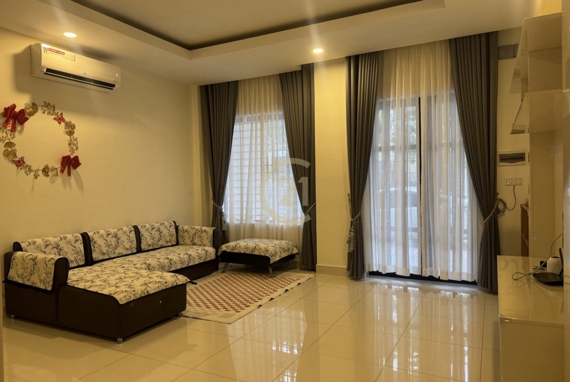Fully Furnished 4-Bedroom Villa LA for Rent in PH Boeung Snoa