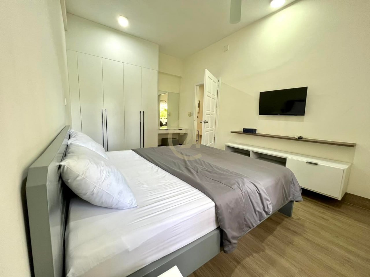 Stylish 1 Bedroom For Rent at BKK1