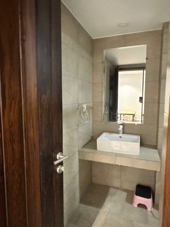 Cozy 1 Bedroom for Rent at Urban Village