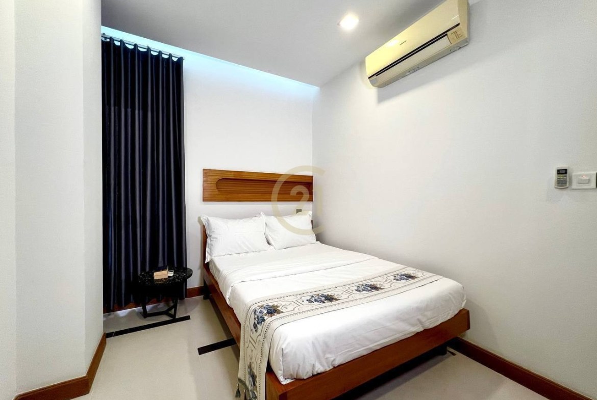 Prime BKK1 Apartment – Spacious 2-Bedroom For Rent
