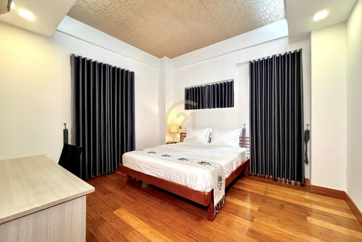 Prime BKK1 Apartment – Spacious 2-Bedroom For Rent