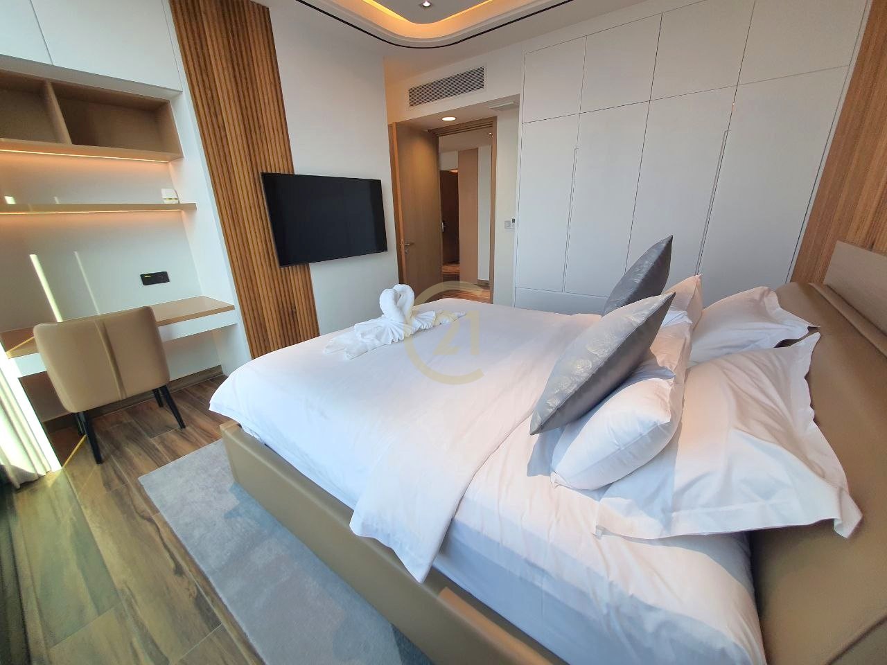 Luxury 3 Bedroom For Rent at Russian Market