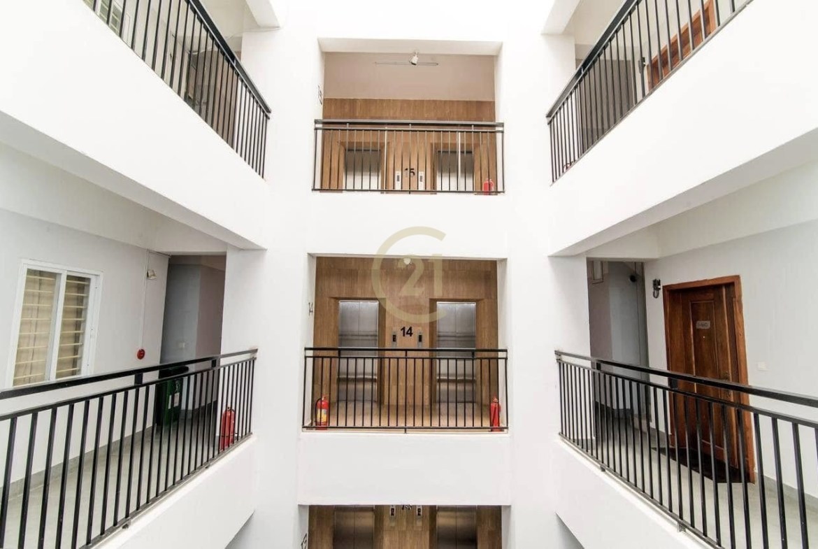 SPECIOUS THREE BEDROOM FOR RENT