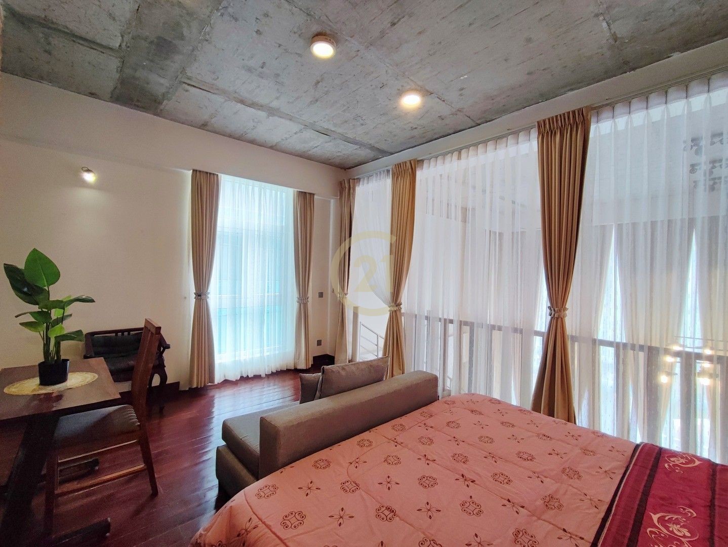 DUPLEX ONE BEDROOM FOR RENT