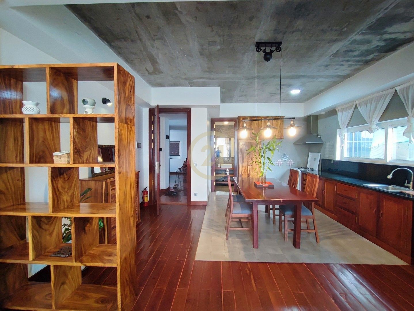 DUPLEX ONE BEDROOM FOR RENT