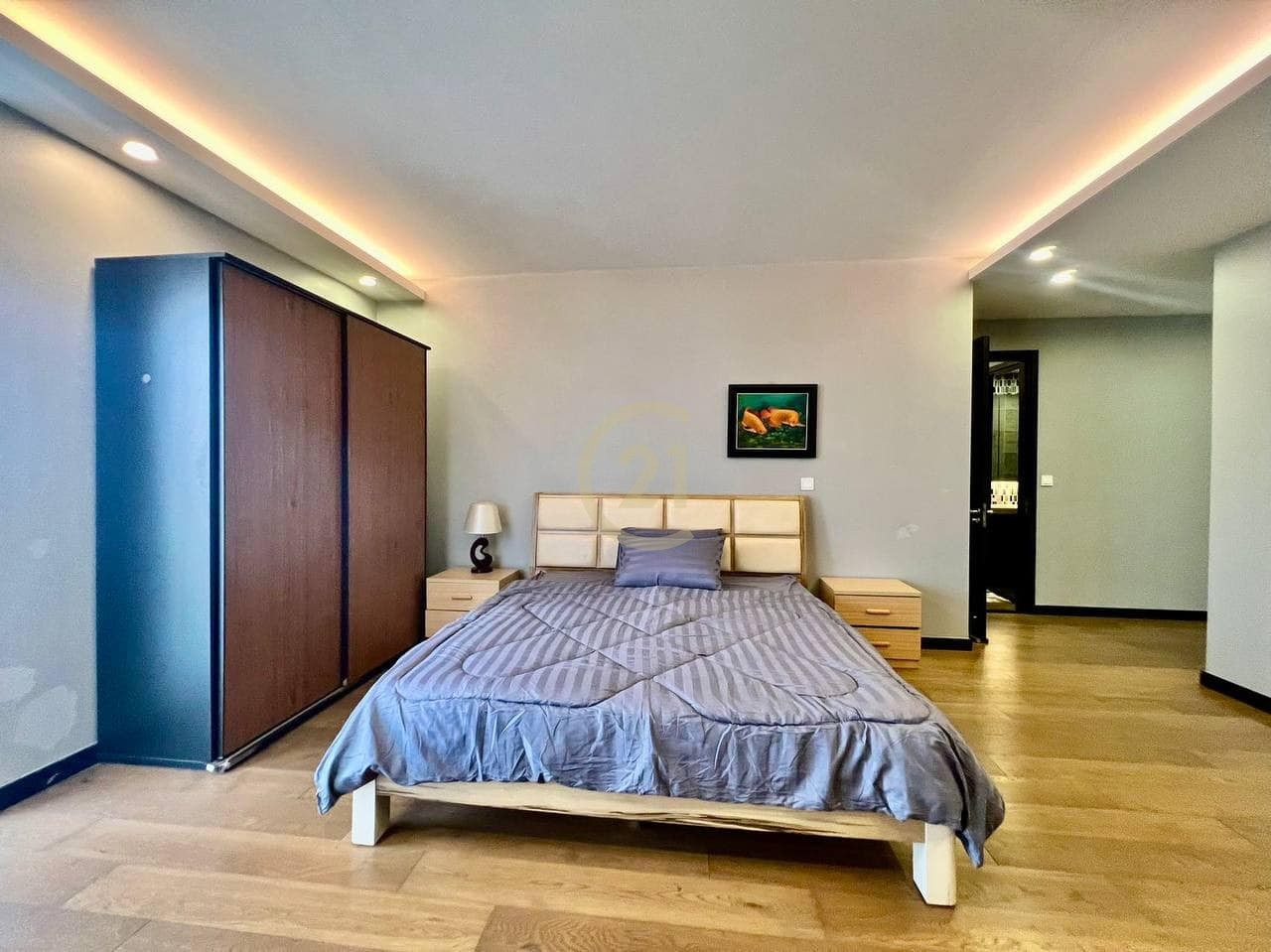 WESTERN TWO BEDROOM FOR RENT