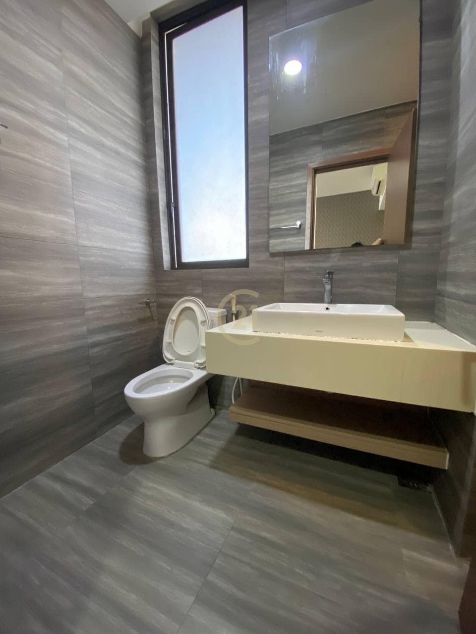SPECIOUS TWO BEDROOM FOR RENT