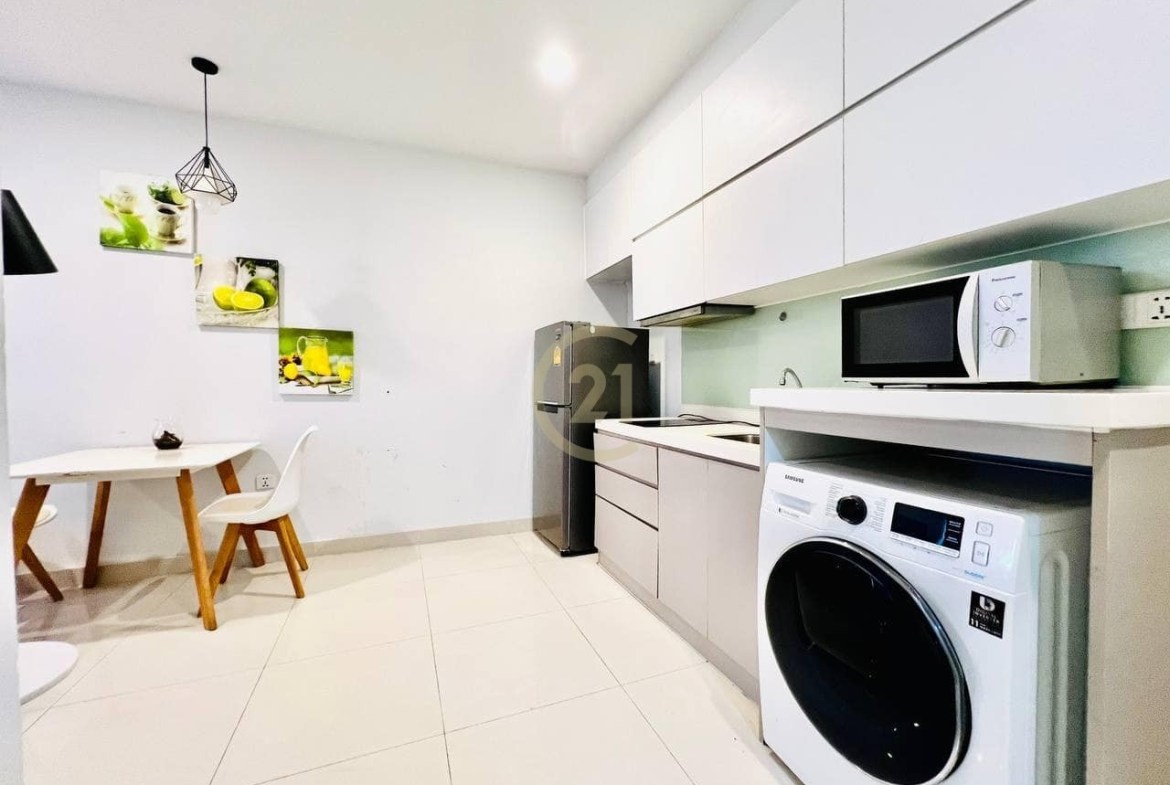 STYLISH ONE BEDROOM FOR RENT