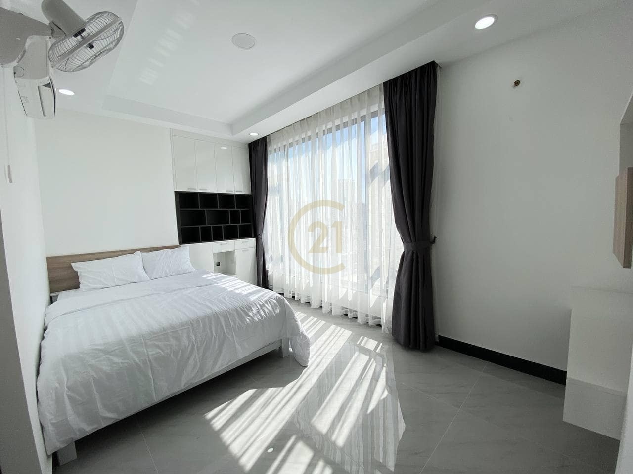 LUXURIOUS TWO BEDROOM FOR RENT